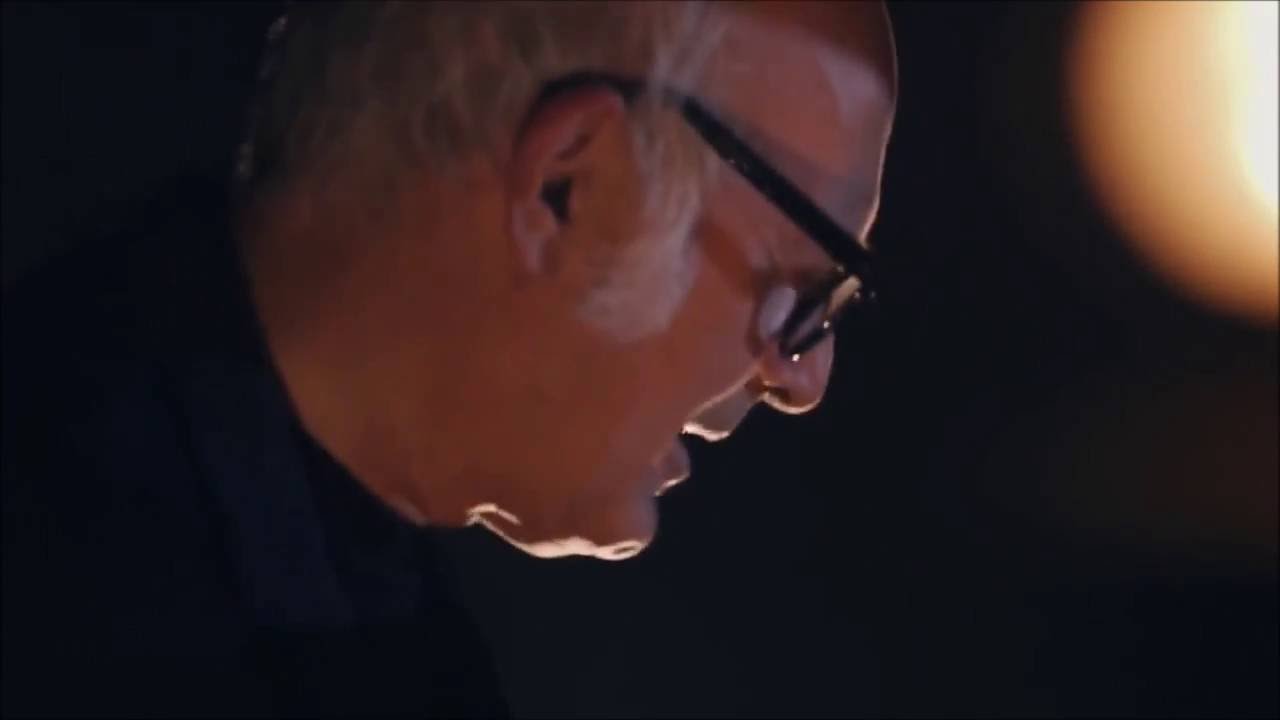 Ludovico Einaudi - Logos live