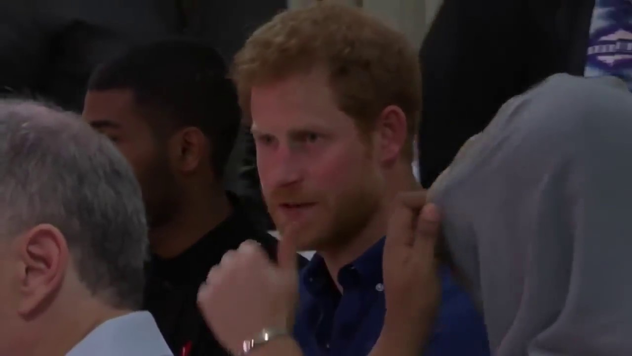Prince Harry Joined the Iftar during Ramadan | Singapore