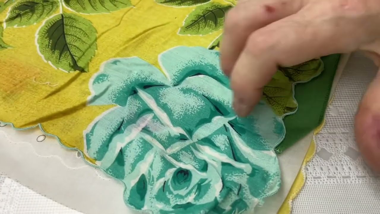 Mother&rsquo;s Handkerchief Quilt