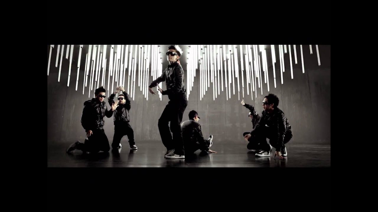 WISIN Y YANDEL FEAT JAYKO & GADIEL TOMANDO EL CONTROL BY: Ana C.