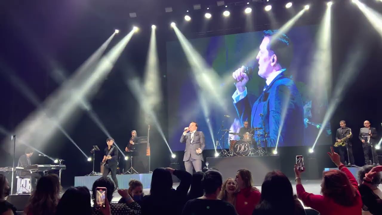 Popurri Celebration/Last Dance/I'm So Glad That I'm a Woman - Daniel Boaventura Auditorio Telmex