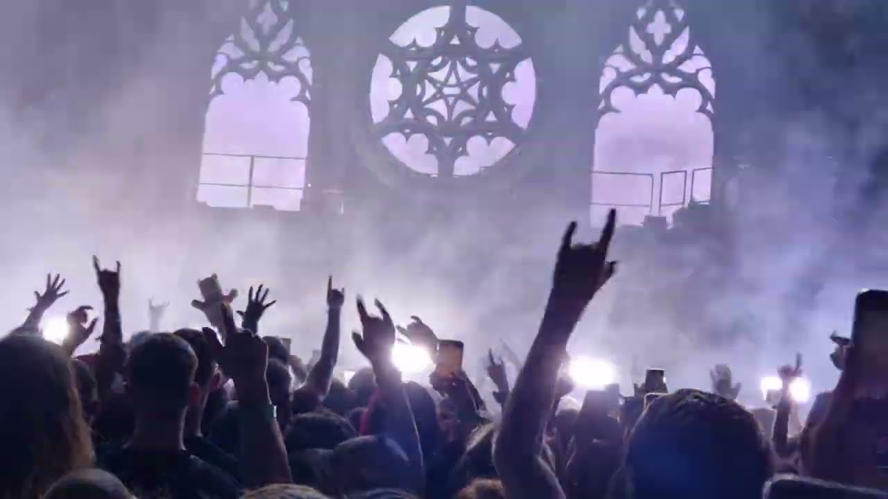 Bring Me The Horizon - Teardrops life at Hills of Rock festival Bulgaria - part