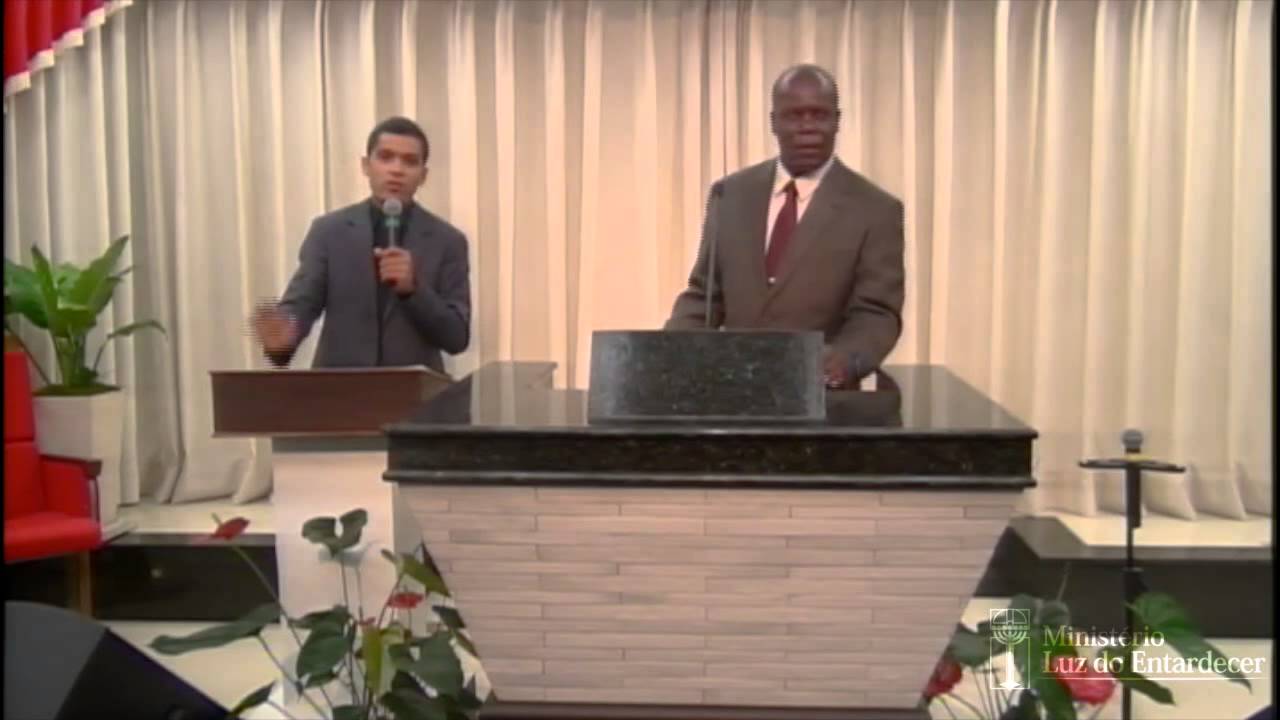 Caminhando Com o Cristo Ressurreto - Pastor Wycliffe Khabelwa