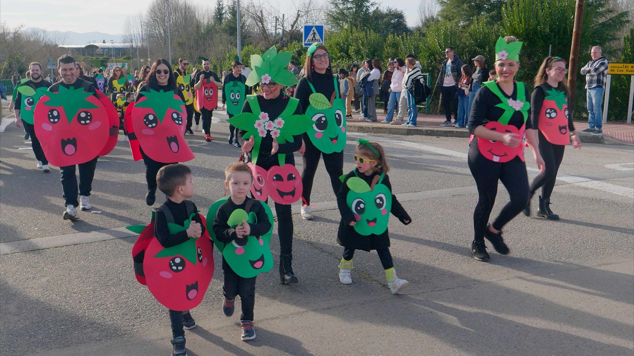Cubillos del Sil celebra el Carnaval con la participación de más de 30 grupos