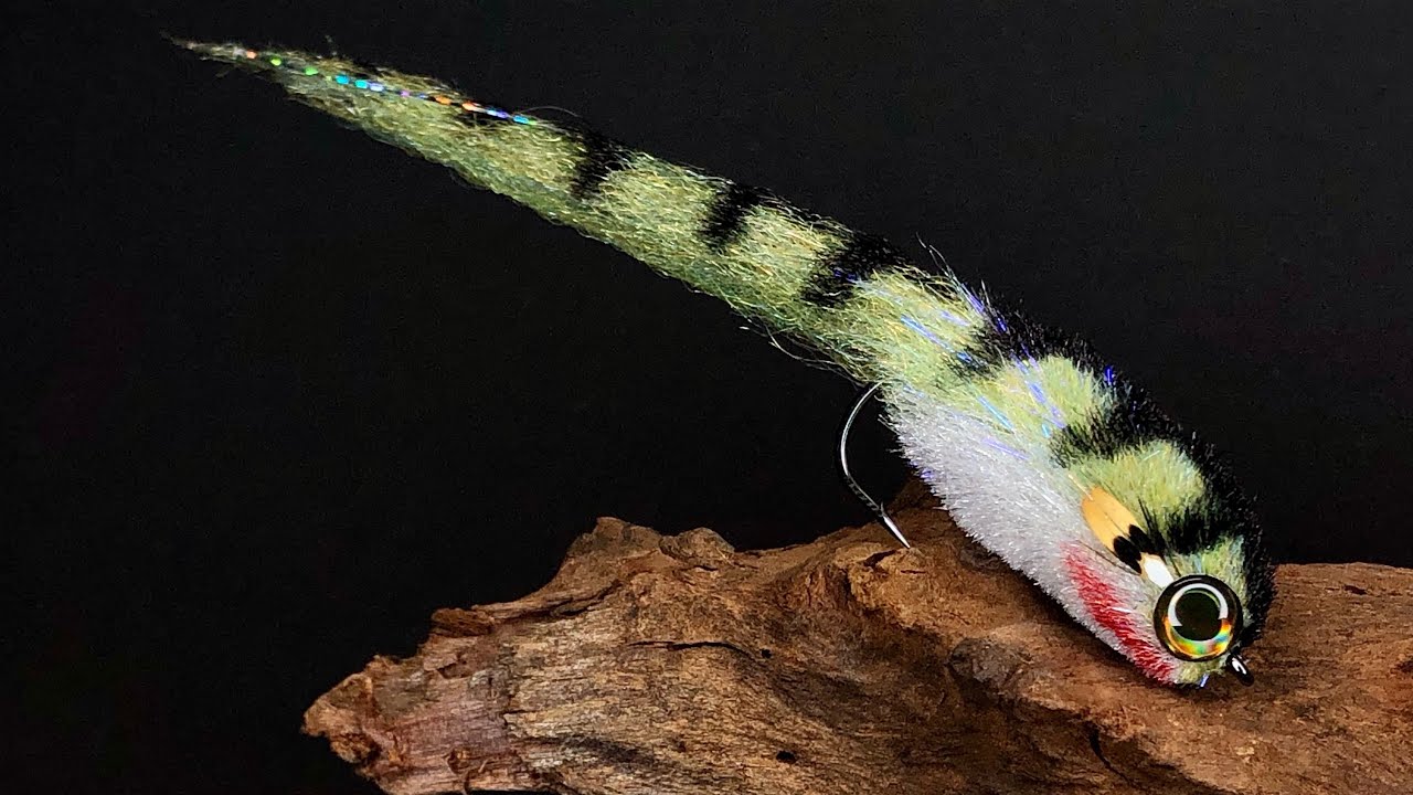 Brushy Predator Fly Tying on an Ahrex Hook PR330 (Adrian Hauser)