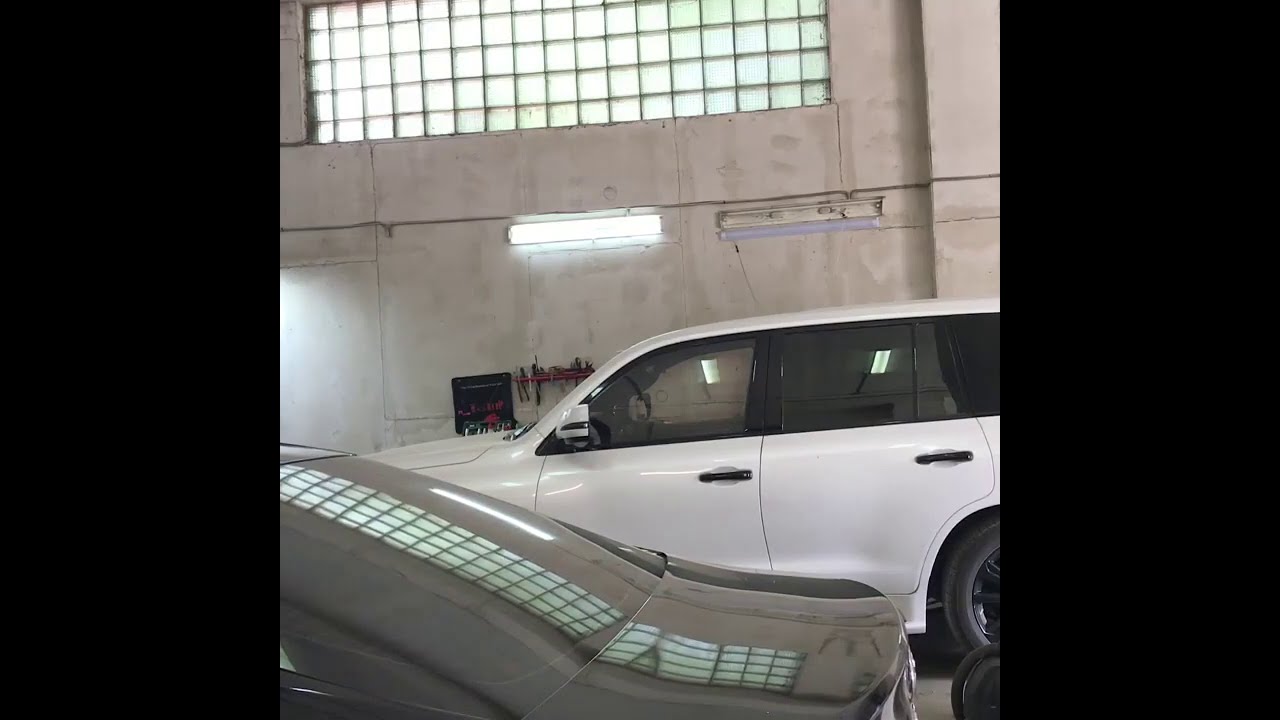 Watch Remote Control Electronic Windows Tint From Clear to Dark in a matter of Seconds