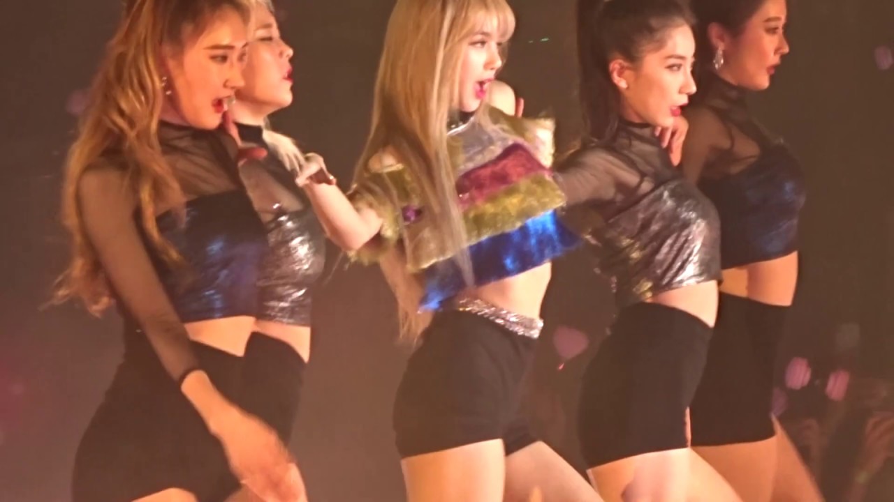 Lisa Solo Stage - BLACKPINK 2019 WORLD TOUR [IN YOUR AREA] HONG KONG - Fan Cam