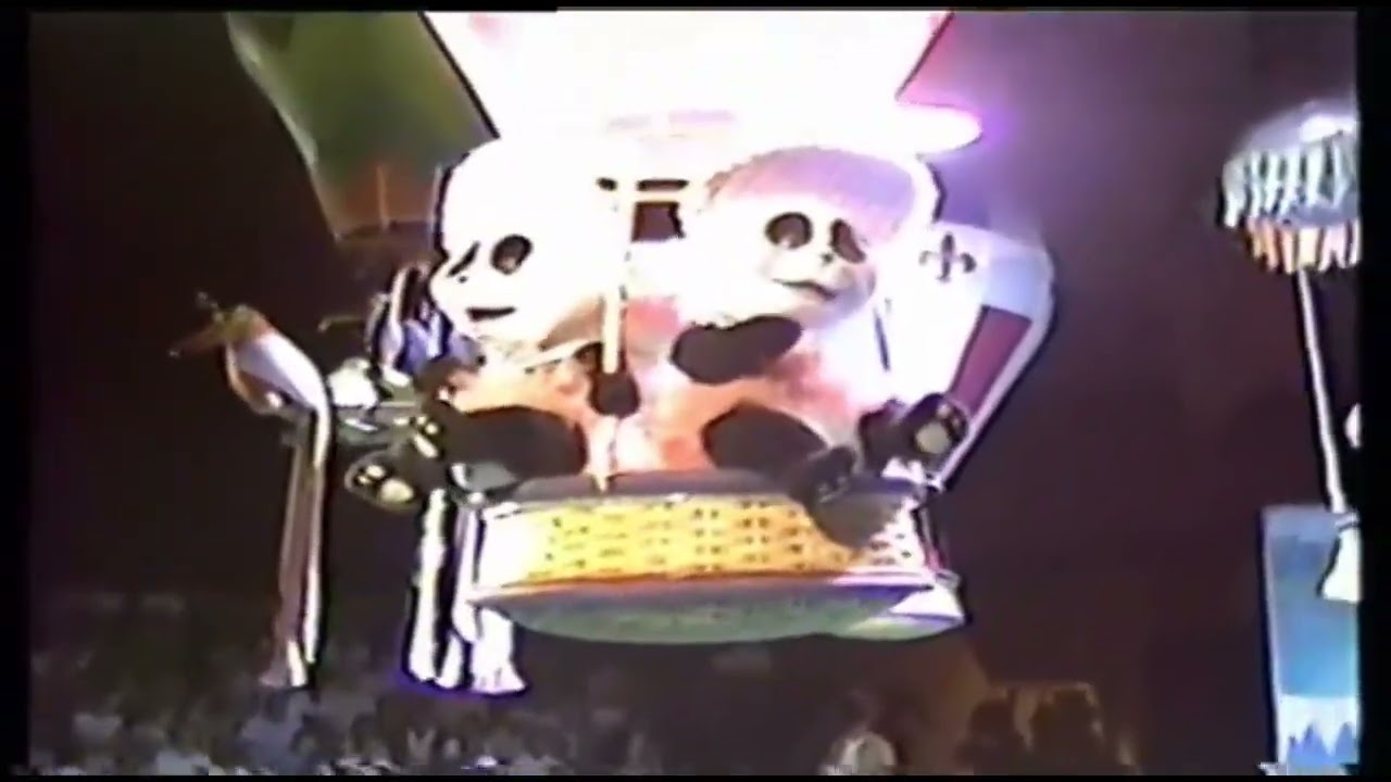 The Hot Air Fantasy At Marineland - Full Animatronic Show (Advanced Animations)