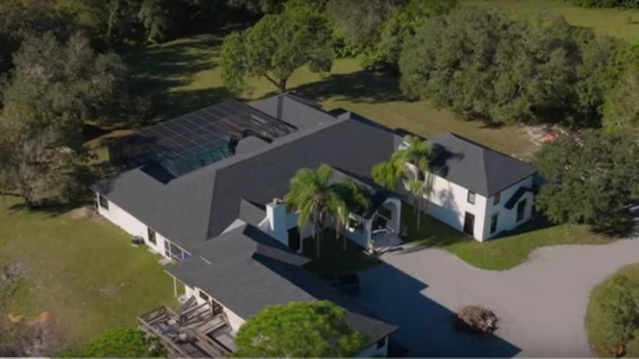 Inside Luxury Listings: Sarasota, Episode 202: Eclectic Art & Exclusive Tours