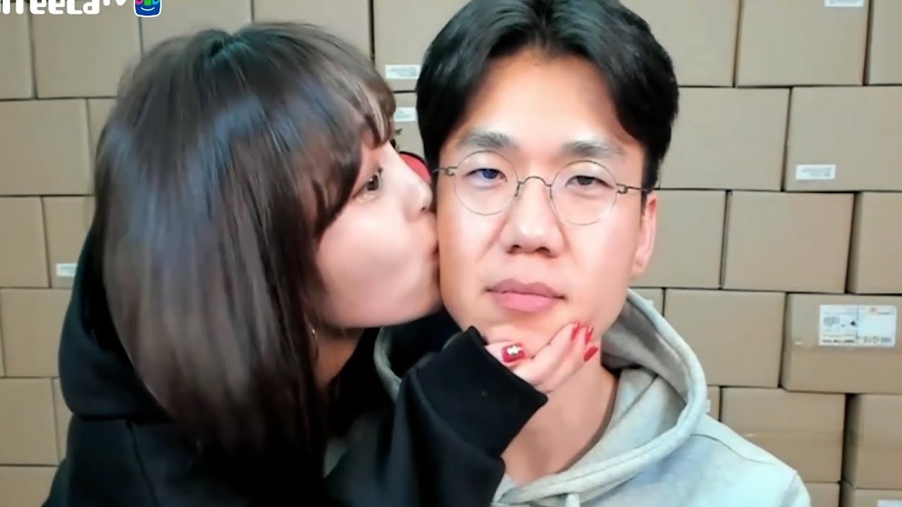 봐... 아무렇지도 않다니까