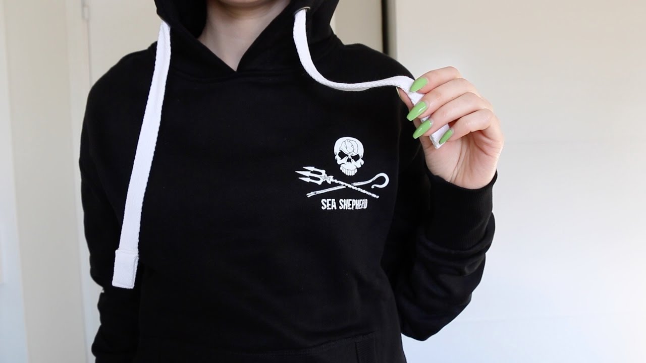 ASMR Whisper Fashion Haul Unboxing ❤︎ Try on | Tapping, Scratching, Crinkle