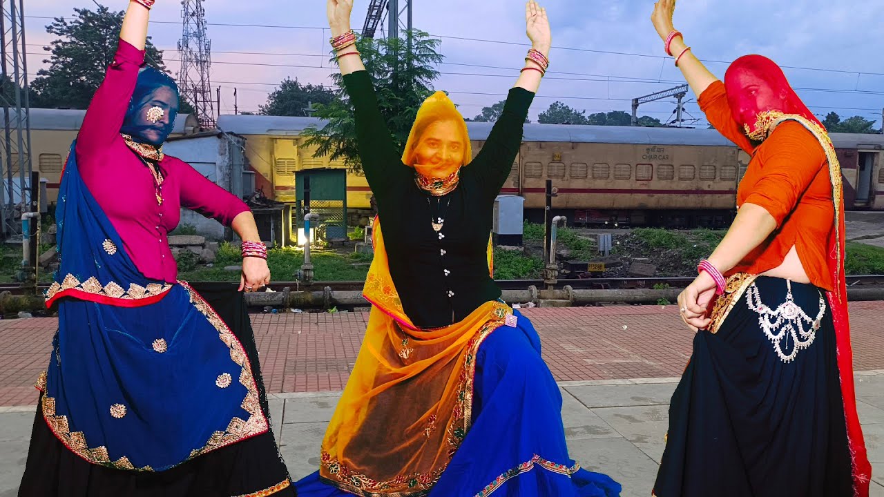 रोटी लेर खड़ी टेसण पे डिया की रेल आवेगी।। Rajasthaani meena wati DJ song 2026