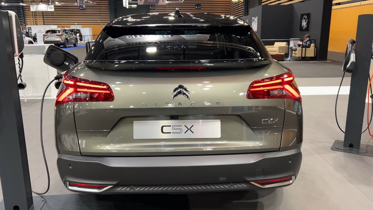 NEW Citroen C5 X 2022 - trunk space, PRACTICALITY & new infotainment system