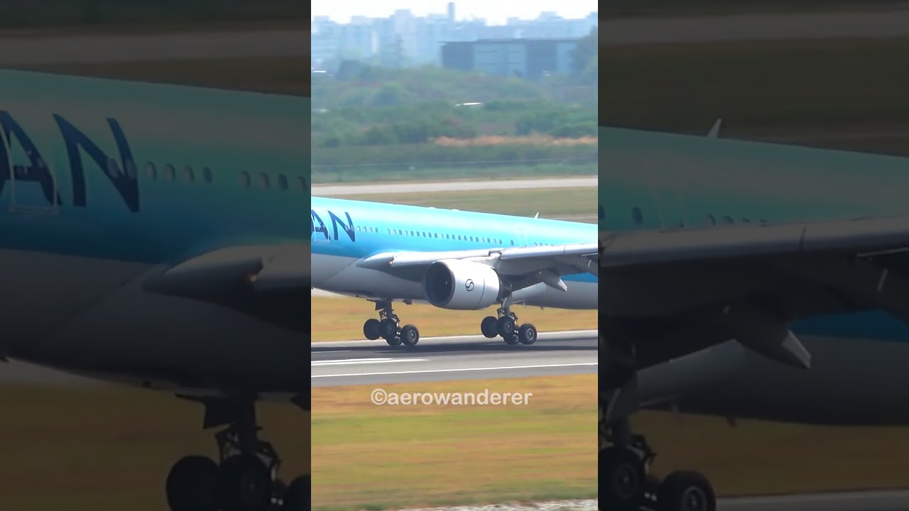 KOREAN AIR NEW LIVERY A330-300 landing at Bangkok Airport #shorts #aviation #koreanair #a330
