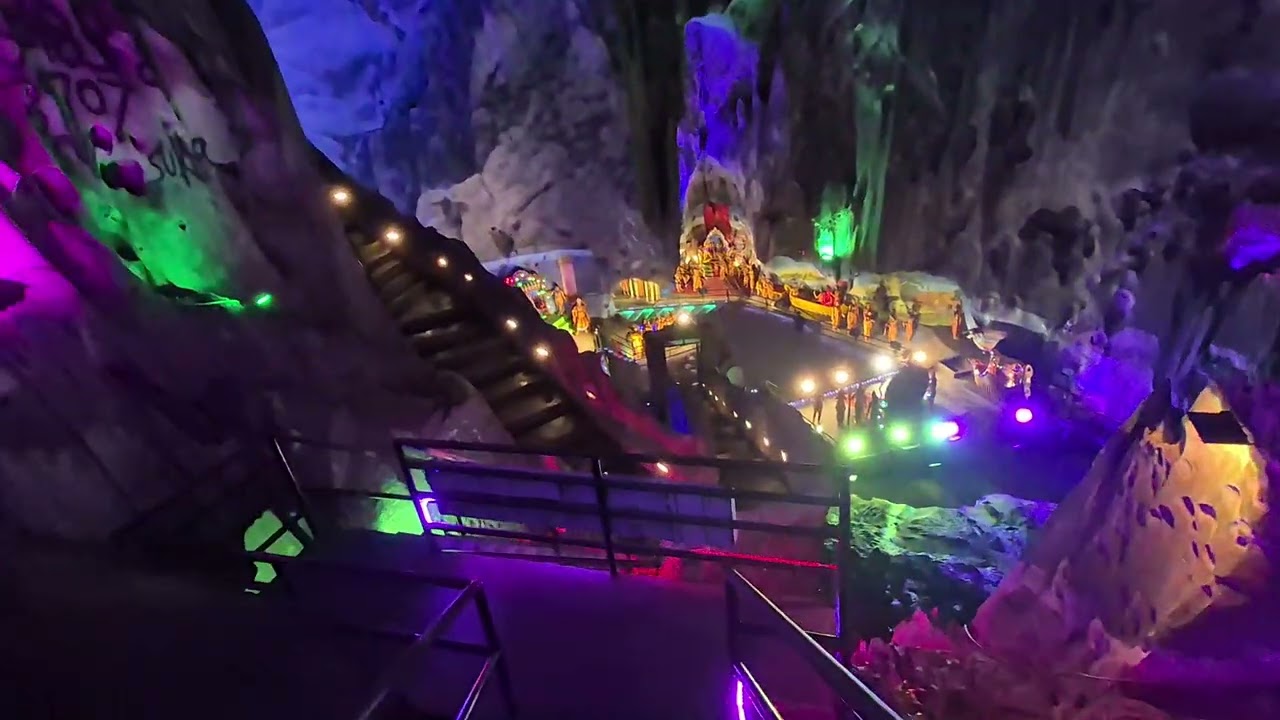 Dobry vecer z Batu Caves, KL - Malaysia