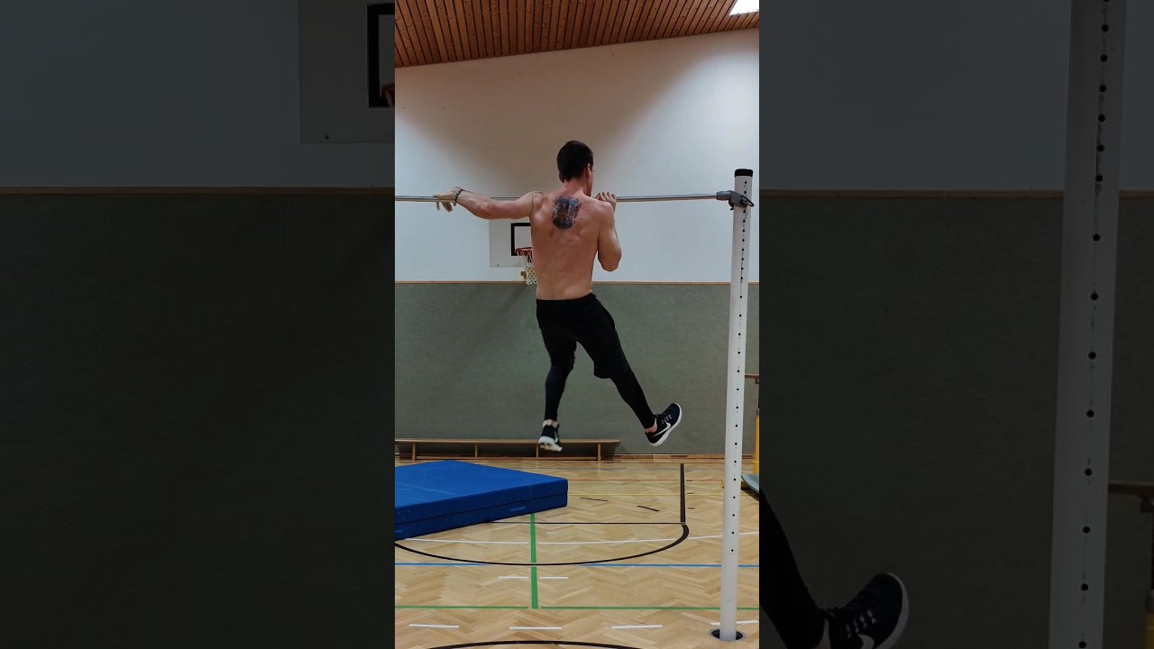 Pull Up Airwalk Dance 2.0 💪🏻 #calisthenics #pullup #airwalk  #shorts #dance #fitness