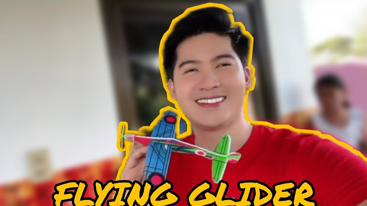 FLYING GLIDER