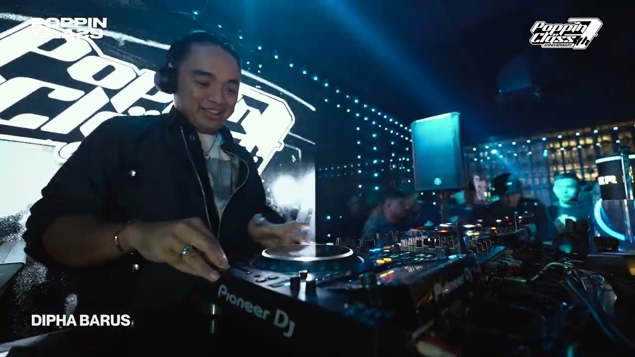DIPHA BARUS - Poppin Class 7th Anniversary at BILLIONS