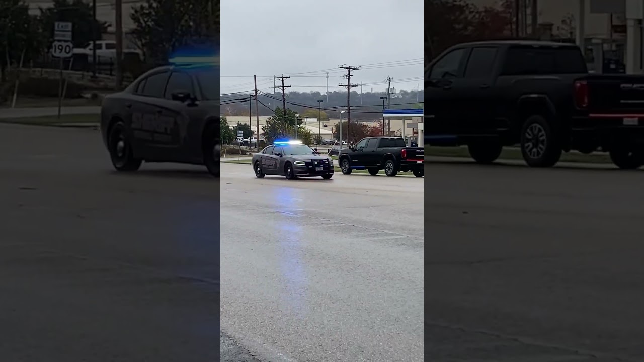 CCSO Dodge Charger Responding Code 3. #code3 #sheriff  #lawenforcement #texas