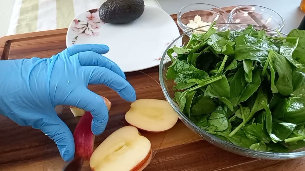 ¡Deliciosa Ensalada de Espinacas! Saludable y Rápida de Hacer