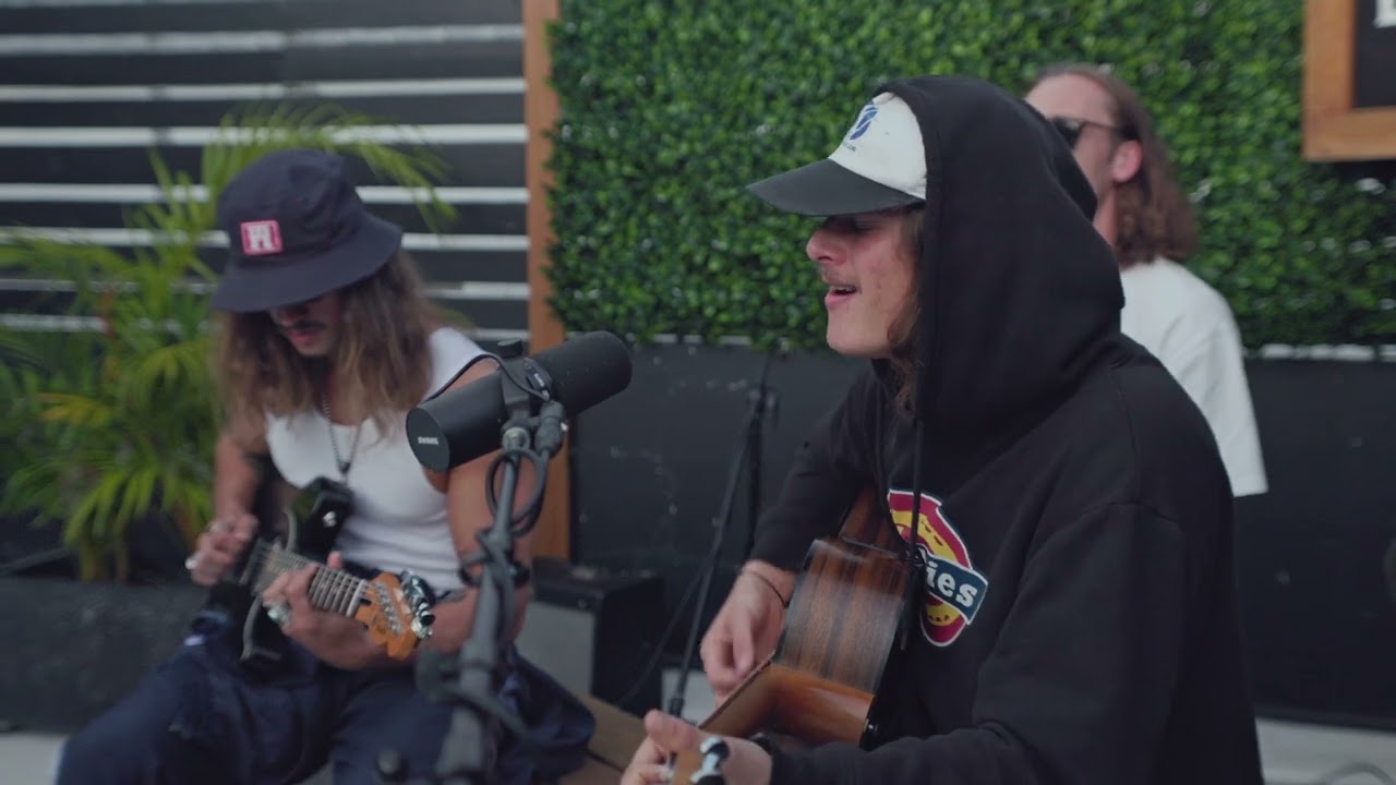 Camino Gold covers 'Don't Let Me Down' | The Rooftop Sessions