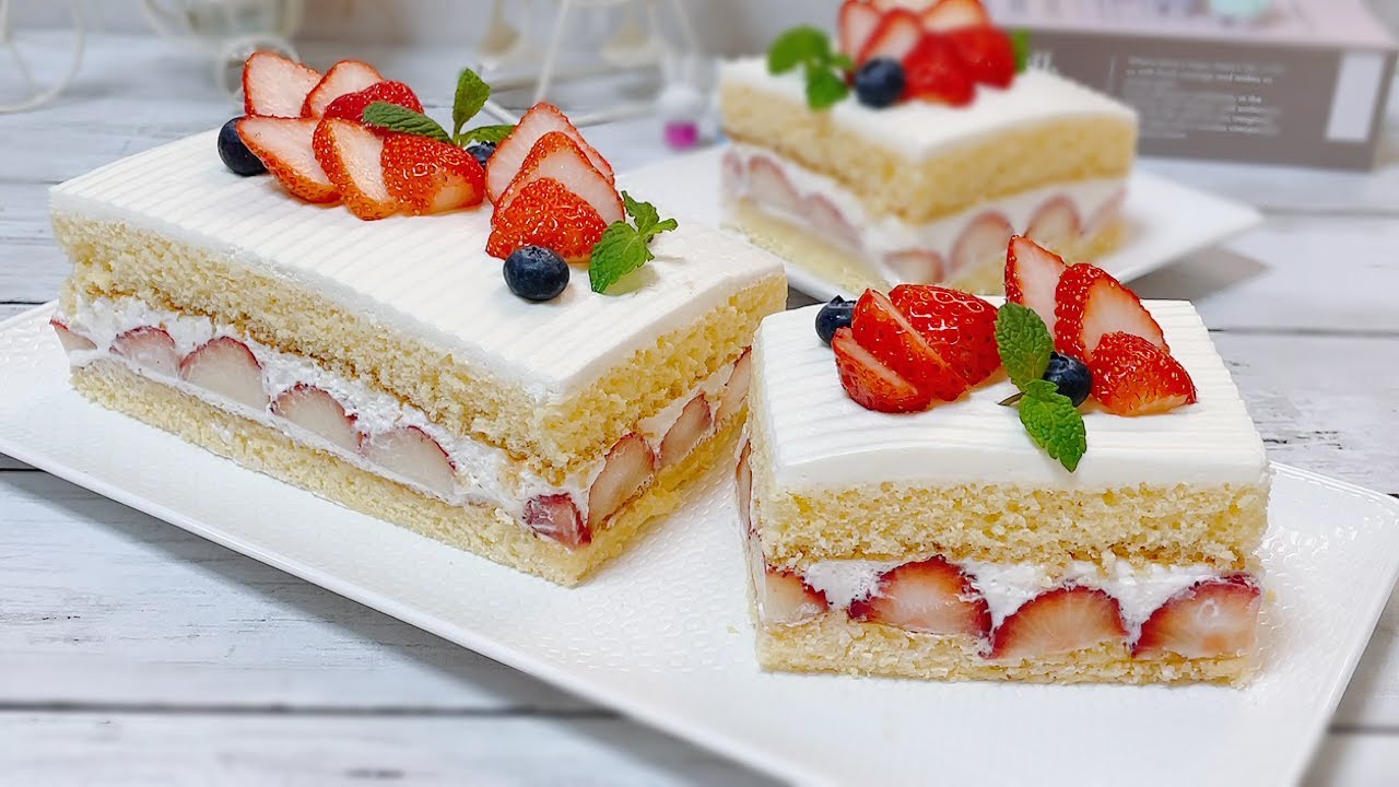 【百均のトレーで作る】いちごたっぷりスクエアケーキの作り方  How to make a strawberry square cake