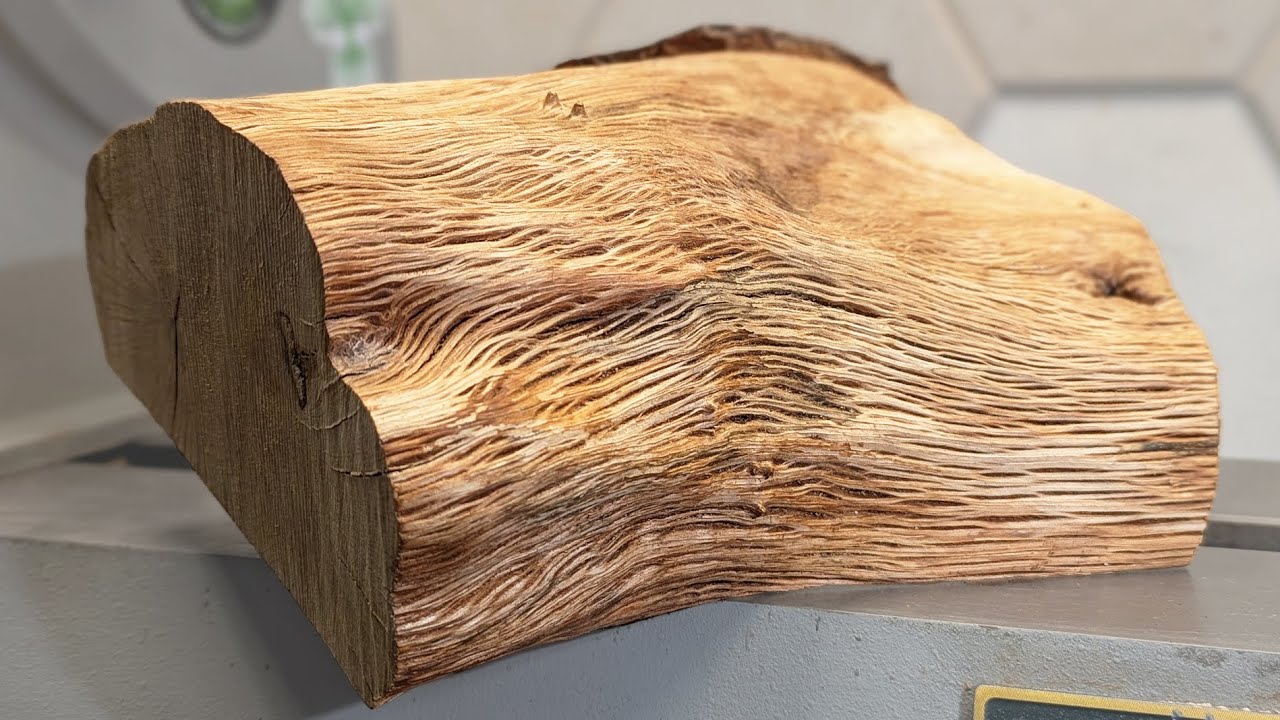 Holm Sweet Holm: Revealing Nature’s Art in Oak - woodturning project