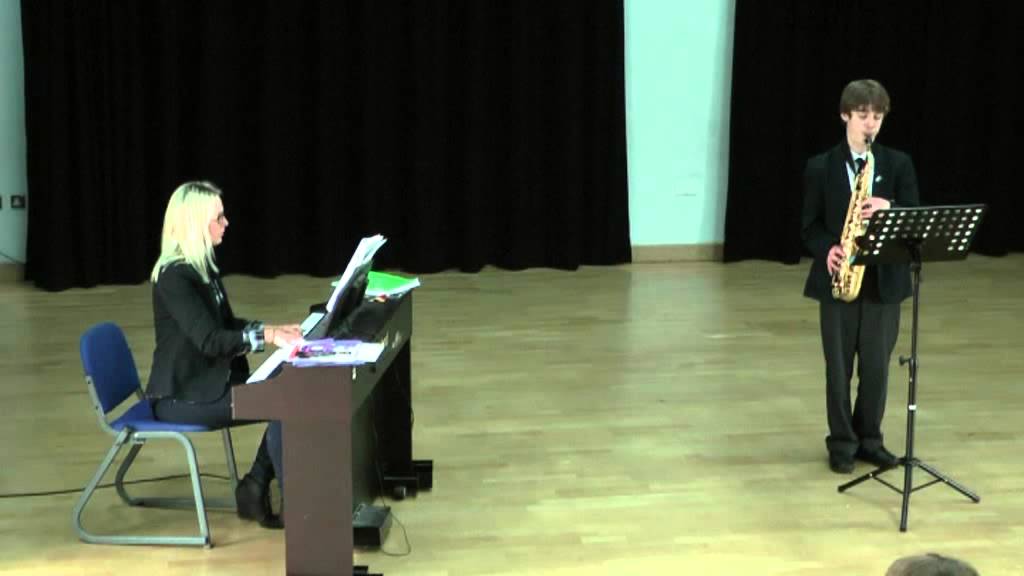Andy Scott's Serene In Green from Cafe Europa by beginner sax playerJoel Solomons