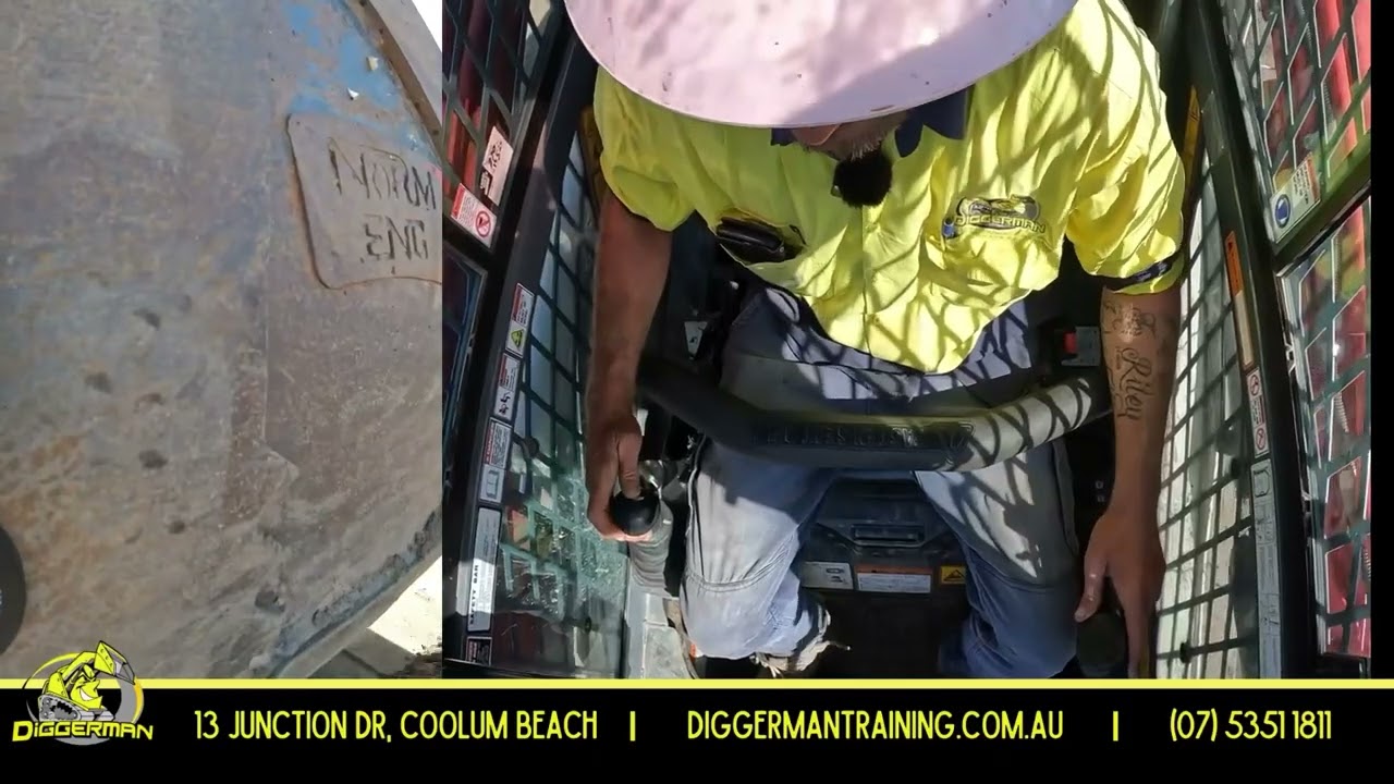 TIPS for Operating a 4 in 1 bucket on a Skid Steer - Diggerman Training