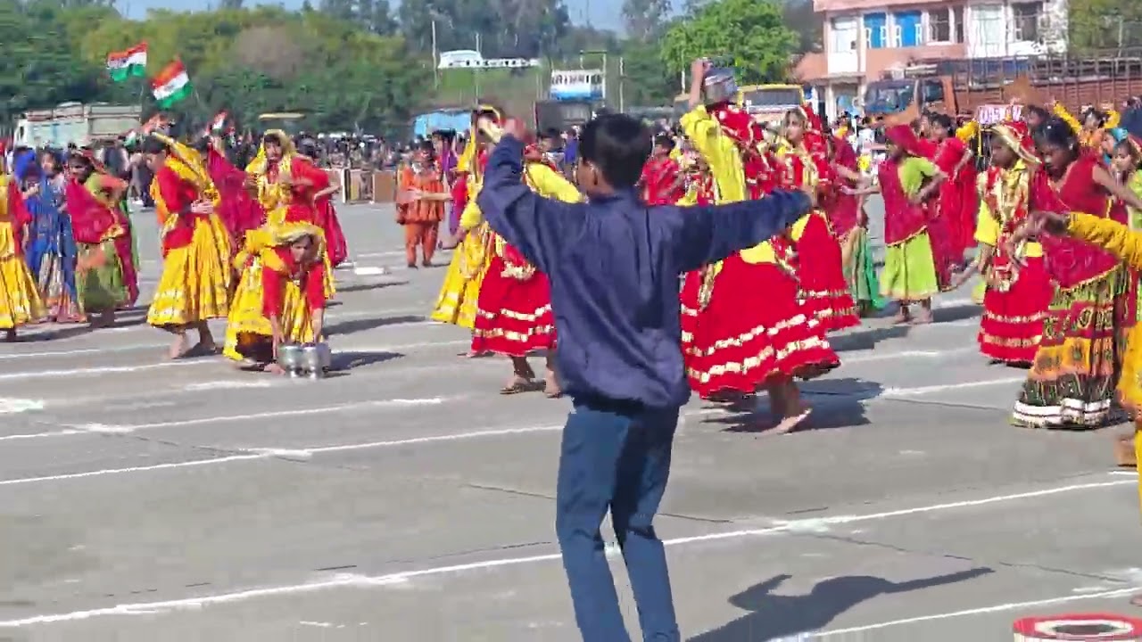 Haryana ki chhori desh bhakti song#ncctraining #army #hindufestival #school #activity #ncc 