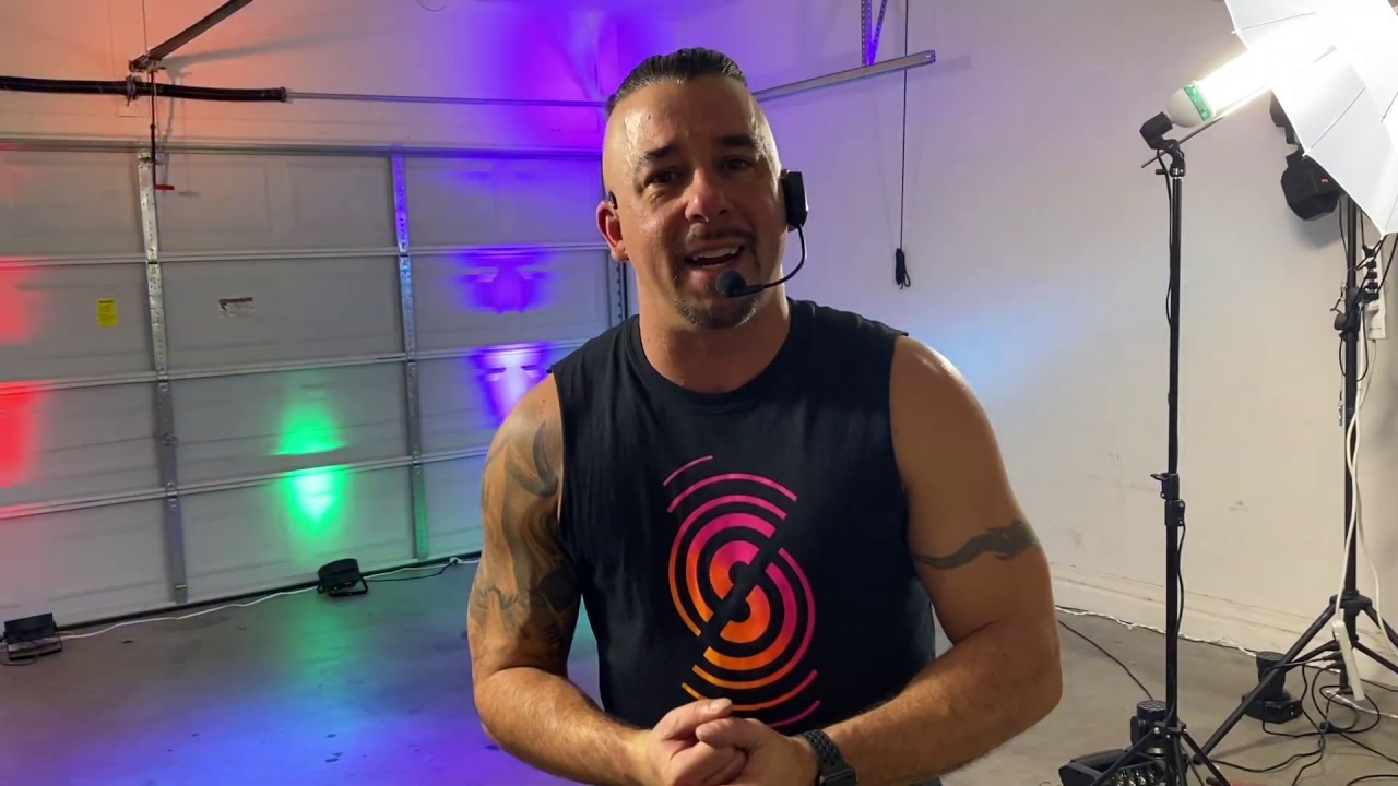 Live Stream with Mic & Sound