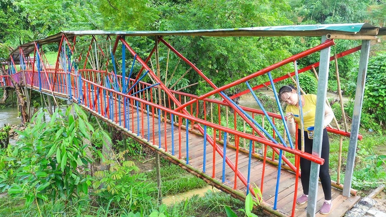 Nothing Could Stop this Talented Girl from Renovating the Bridge in just 1 Week