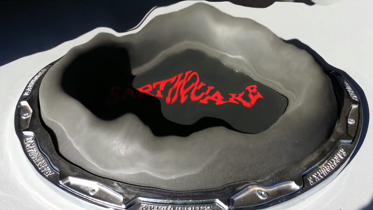 Super SPL Box Subs Earthquake HoleeS 15