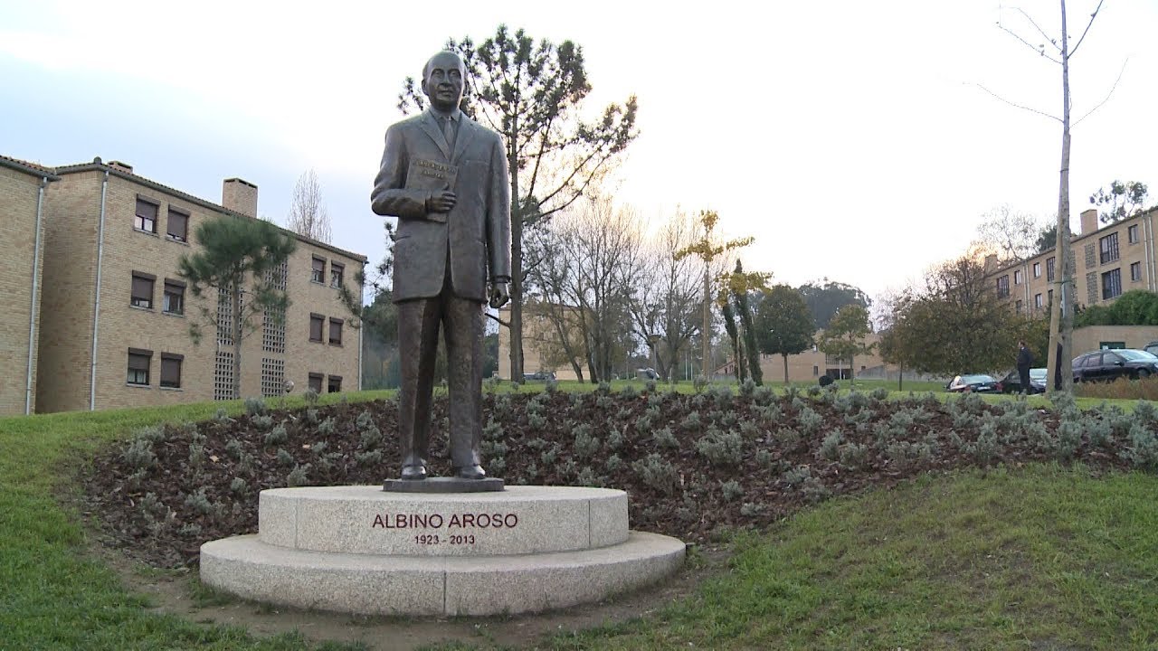 Inauguração de estátua em homenagem ao Dr. Albino Aroso