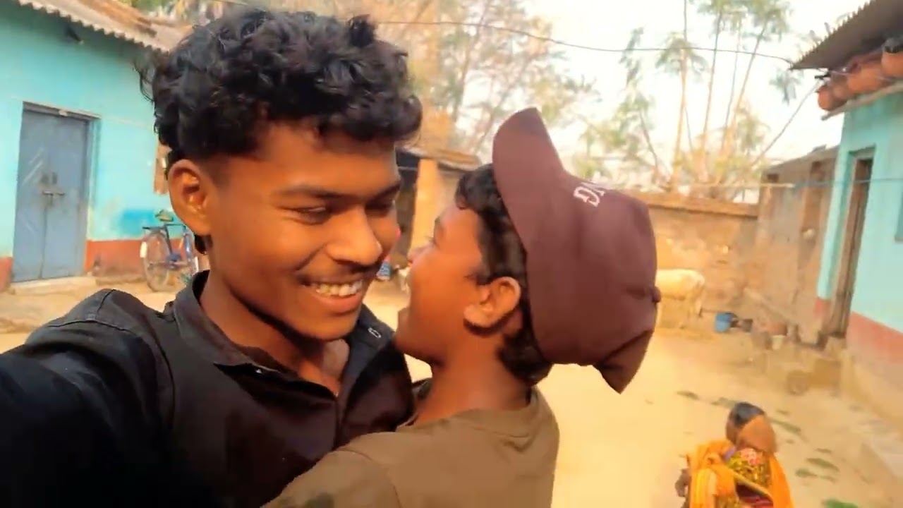 Iye kam karti hai papa ar Mummy 
