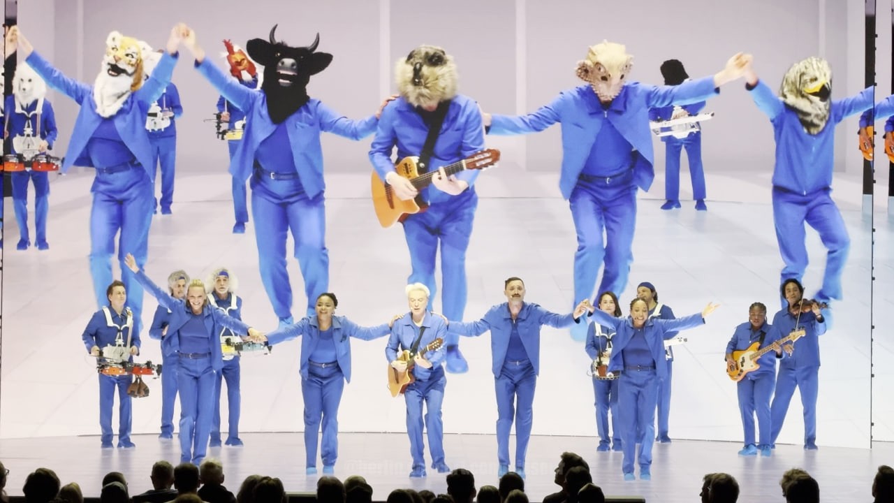 David Byrne live [Full show] @ Tempodrom  - Berlin 12.02.2026 [ 4K ] [Who is the Sky Tour]