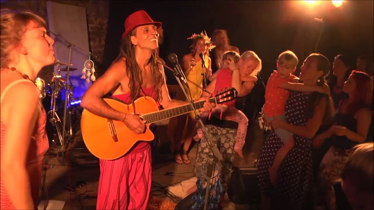 Fantuzzi - WARRIORS OF THE RAINBOW  (Hopi Prophecy) Live