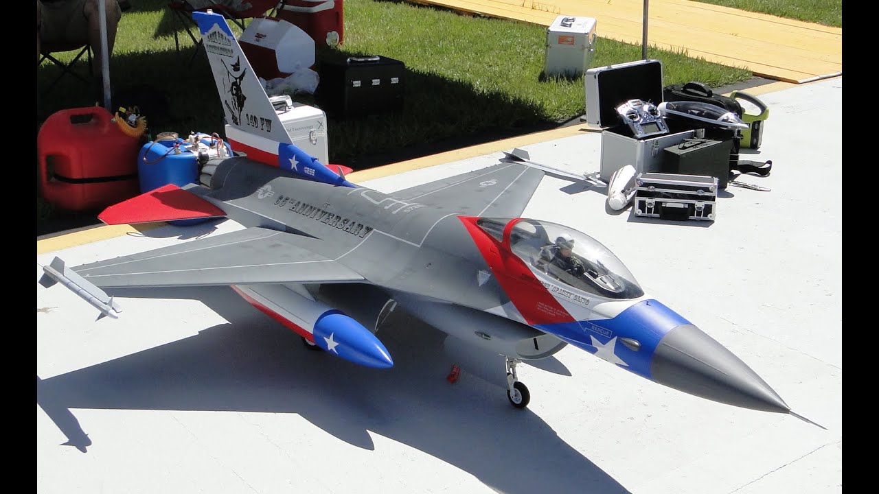 BVM  F-16  Wing Cam Flight