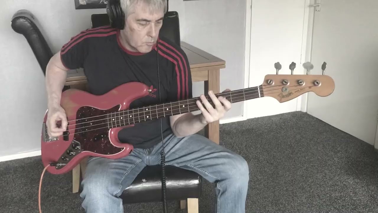 Echo and the Bunnymen - Ripeness ( Bass Cover 144 )