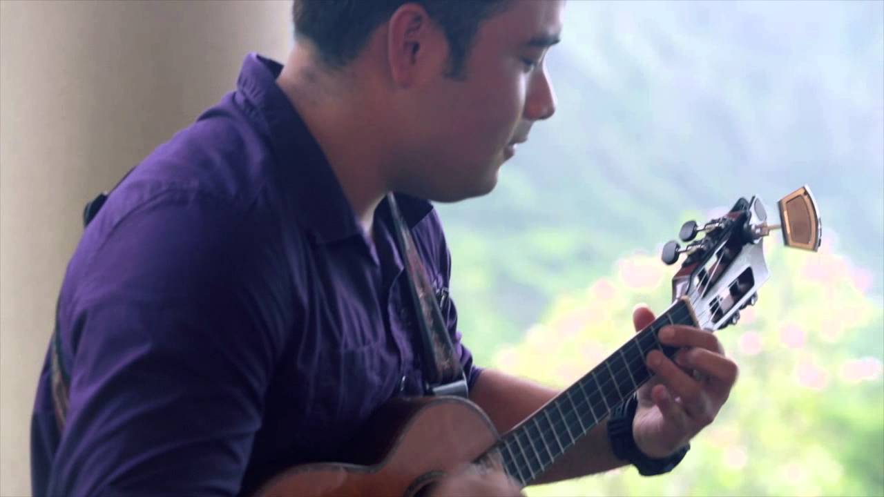 Kalei Gamiao - Paukauila (HiSessions.com Acoustic Live!)