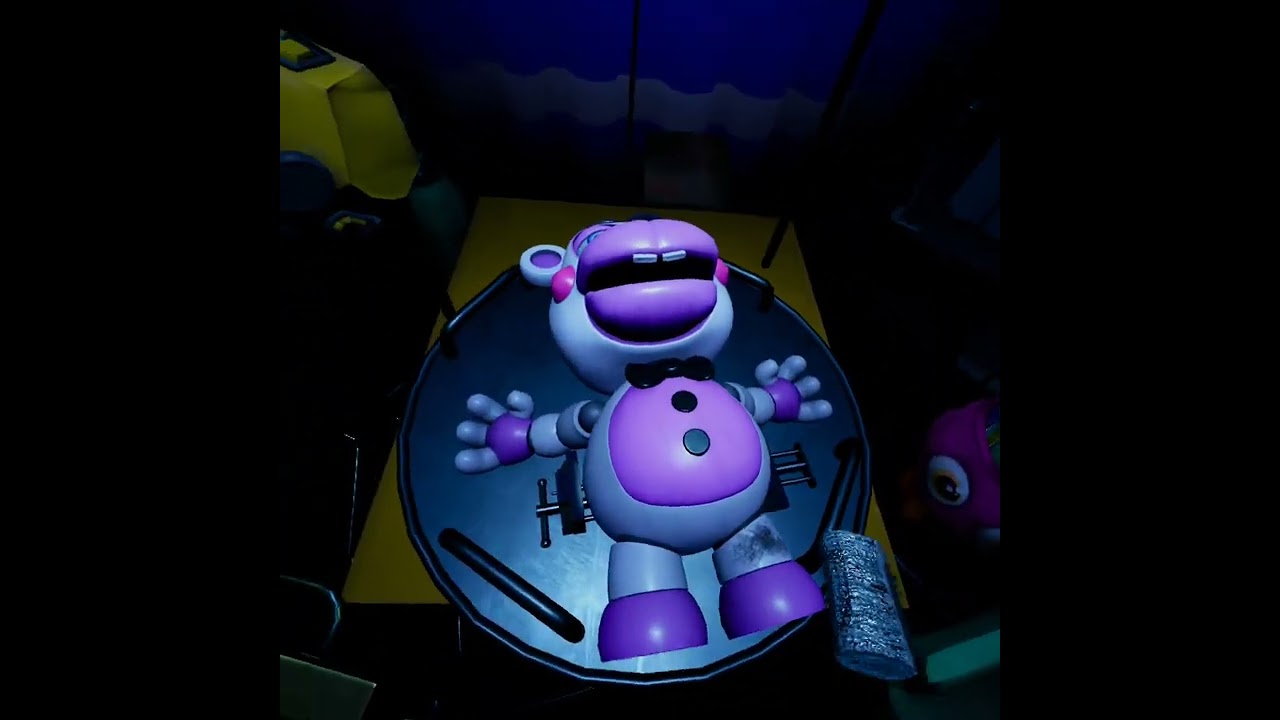 playing fnaf help wanted 2