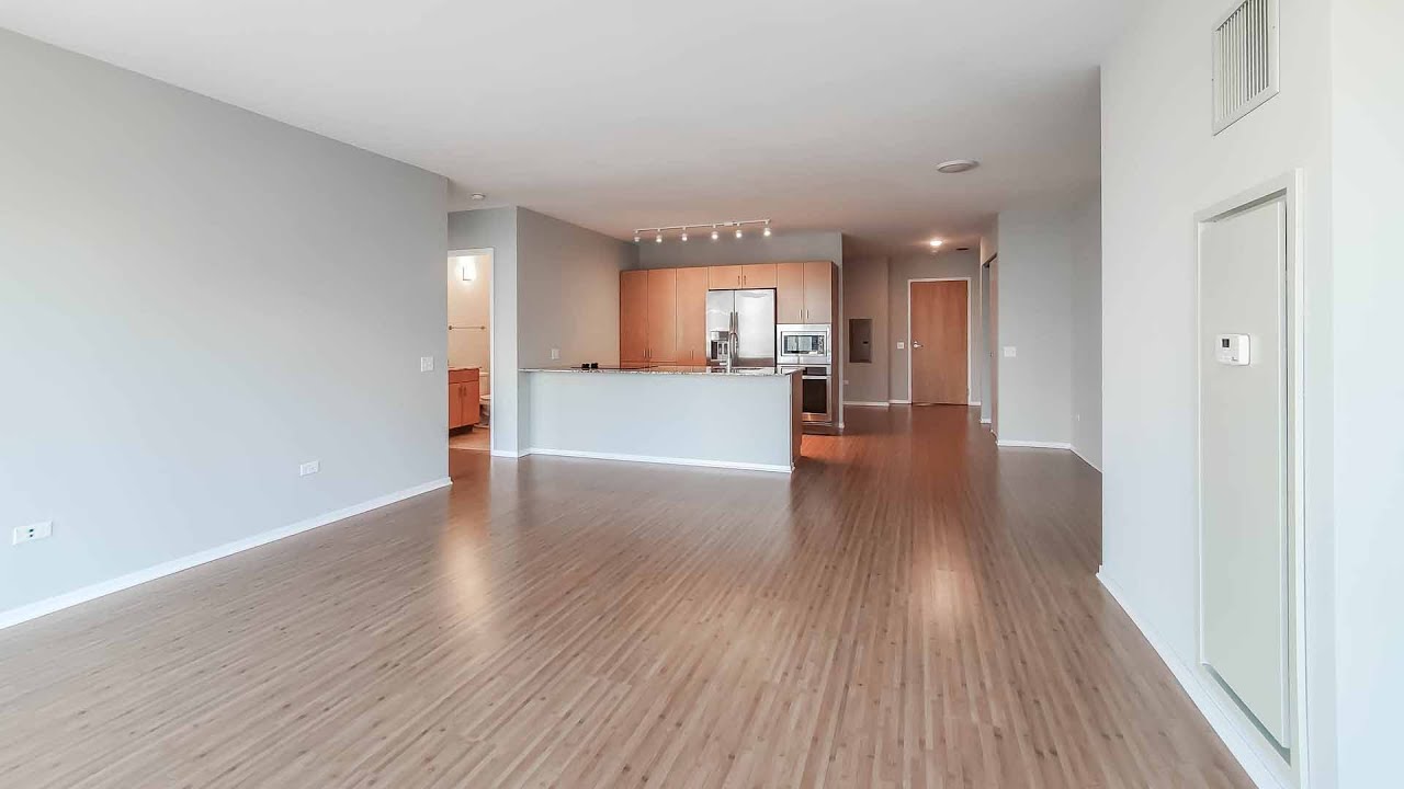 A Streeterville -01 2-bedroom, 2-bath steps from the Mag Mile at Aston