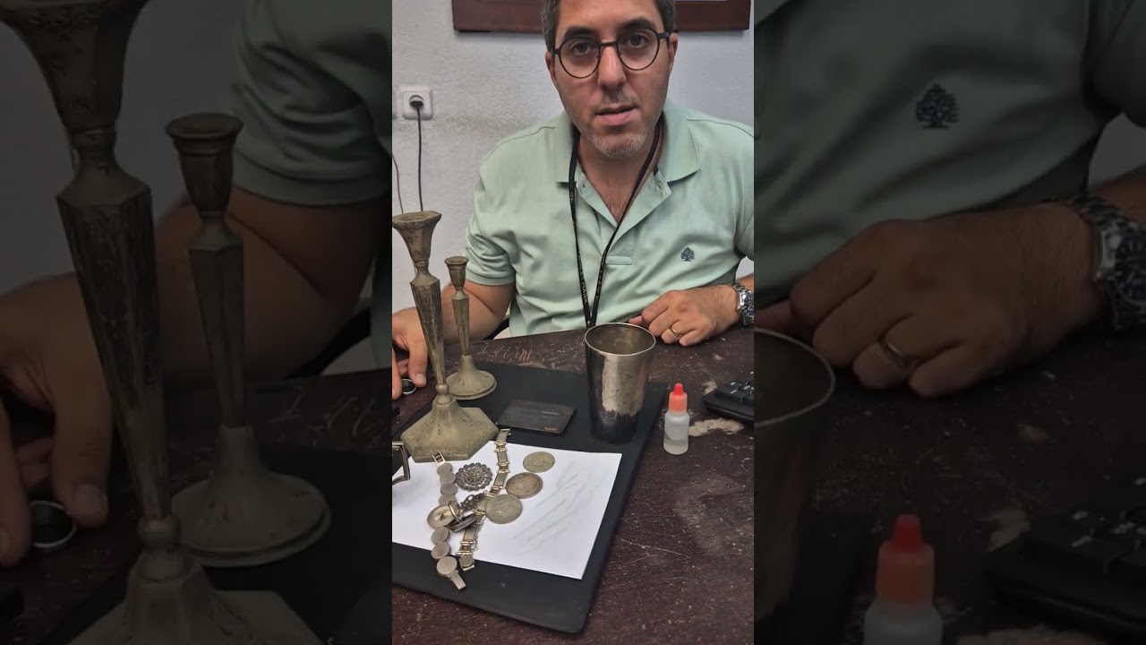 איך מזהים בין כסף אמיתי למתכות זולות? רן סגל מדגים בדיקה באמצעות חומצה | אוצרות מהבית 054-5561223
