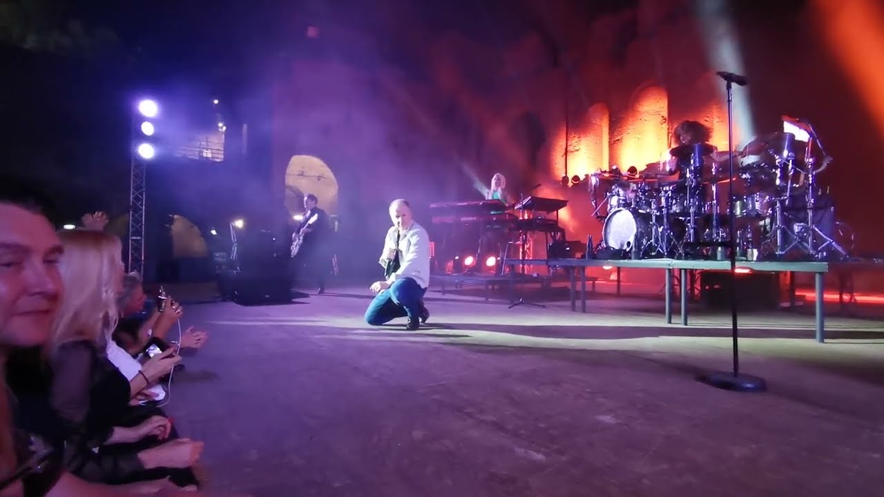 Simple Minds Live Taormina 2022.07.12 -  Belfast child