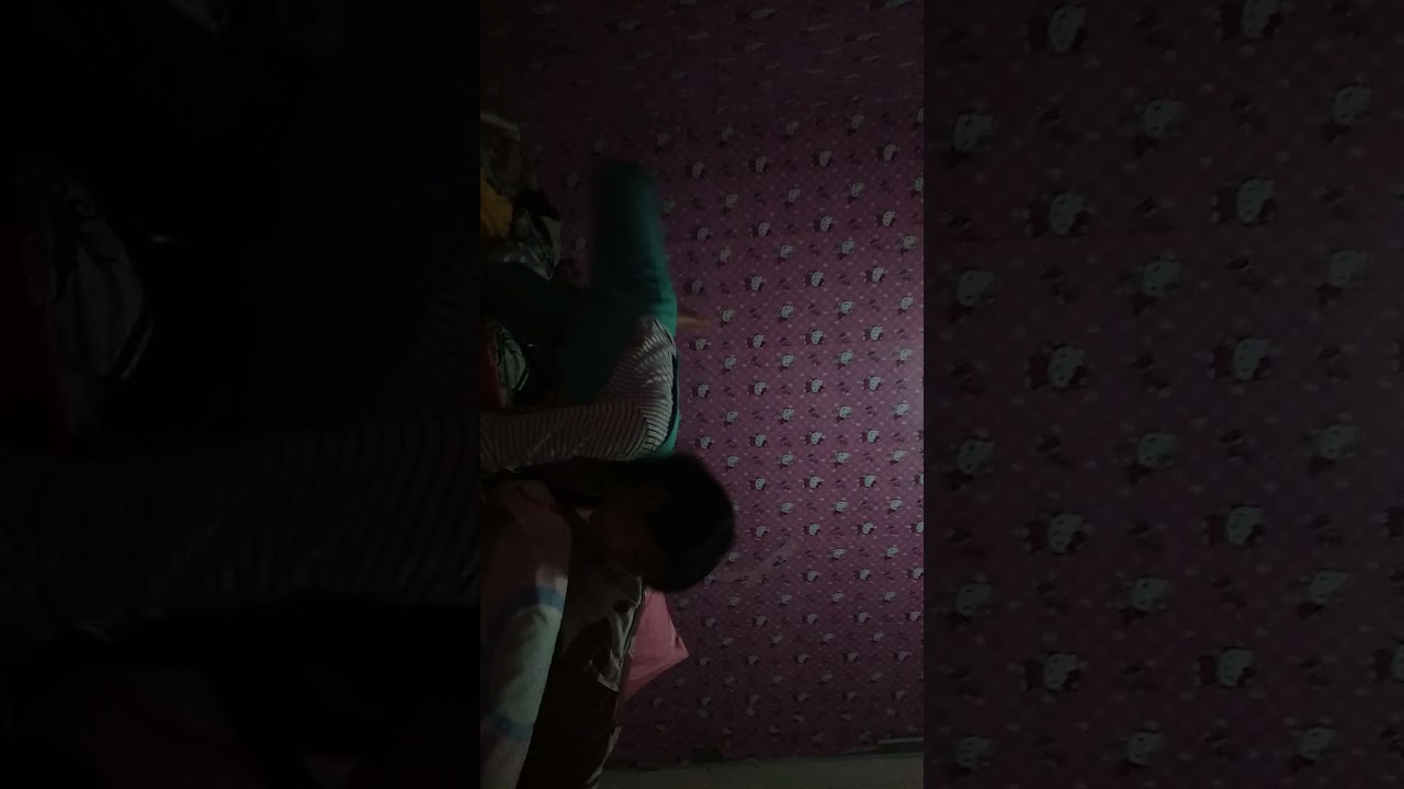 kakak lagi main sama adek naffa
