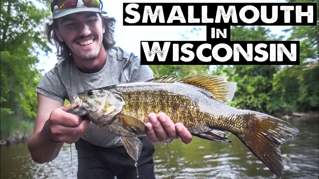 KAYAK RIVER FISHING - WISCONSIN SMALLMOUTH