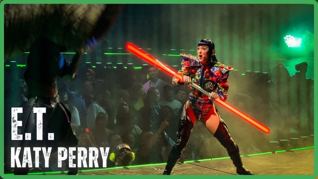 Katy Perry - E.T. (Live) at Climate Pledge Arena in Seattle, Washington