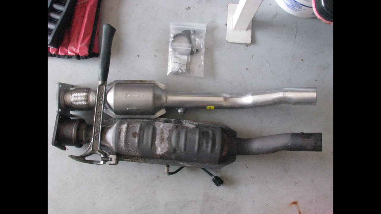 Replacing A Catalytic Converter P0420 on Dodge Neon part3