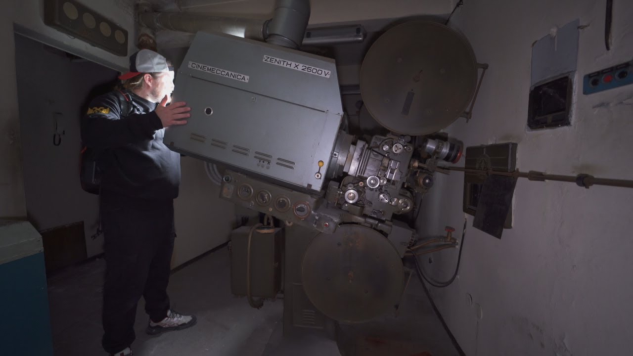 TROVIAMO UN TESORO DENTRO IL CINEMA TEATRO ABBANDONATO