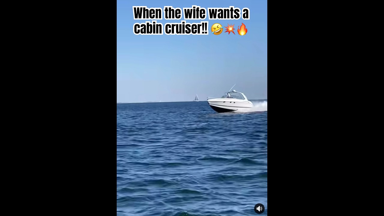 When the wife wants a cabin cruiser!! 🤣😮🔥 #speedboat #raceboat #cruiser #offshore #viral #shorts